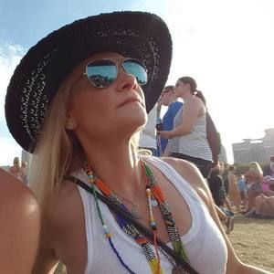 Meet your Posher, Stacy